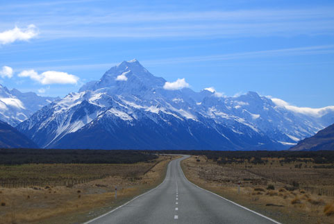 Road_to_mount_cook_new_zealand
